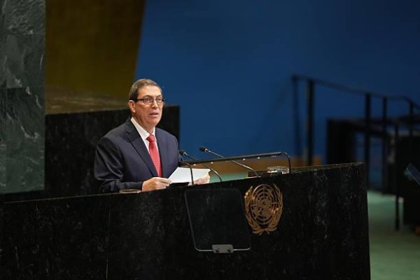 棒棒策略 古巴外长：美国封锁是制造饥饿与绝望的经济战争